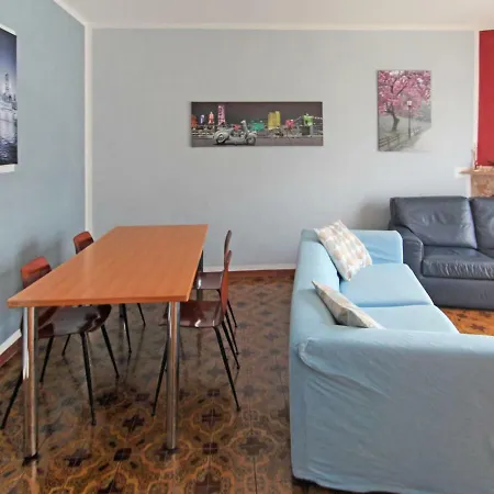 Locazione Turistica L'angolo Del Lario Apartment